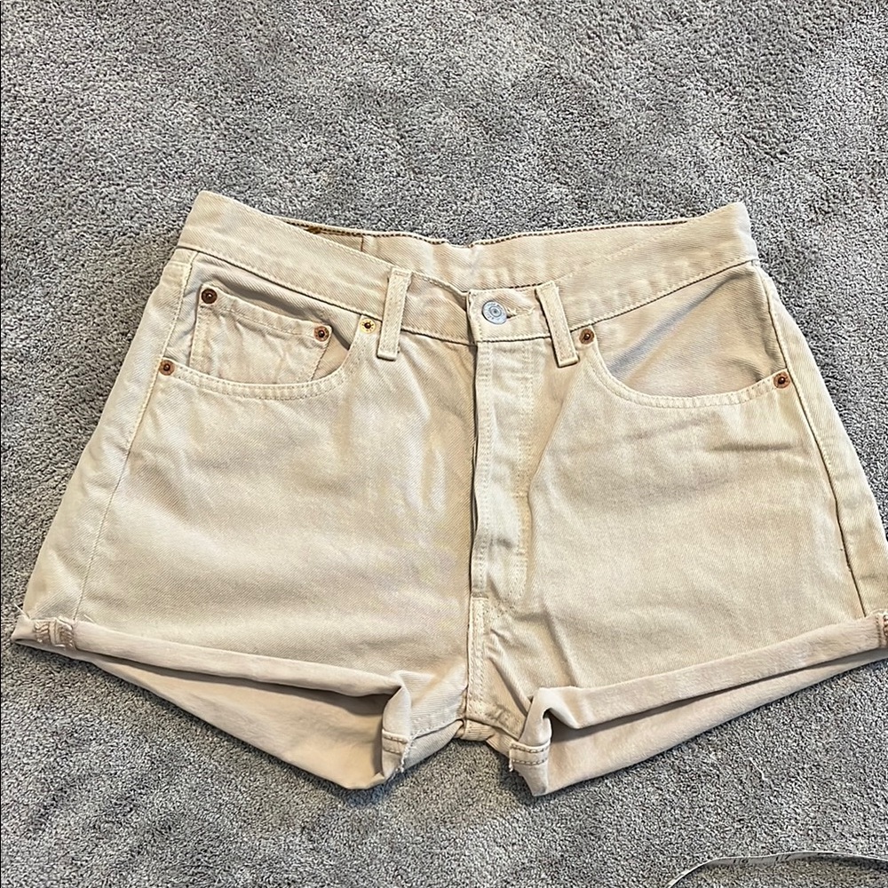 Levi’s Cut Off Shorts - Waist 31” - VGUC